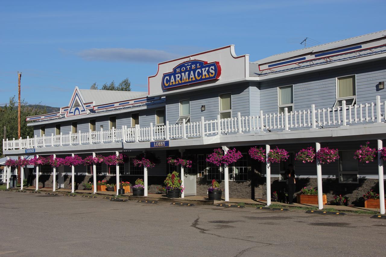 Hotel Carmacks Exterior photo